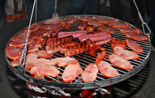 Abends wird Gegrillt